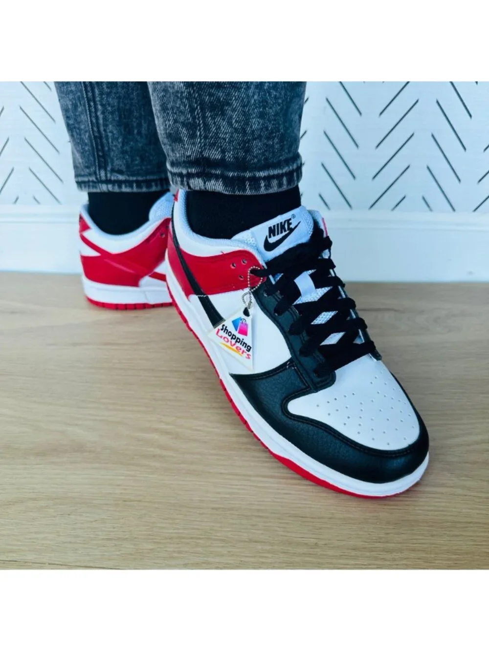 ⭐Rare Nike Dunk Low GS Sz 6.5Y Big Kids Shoes Sneakers Black Red Whie HF9980-600